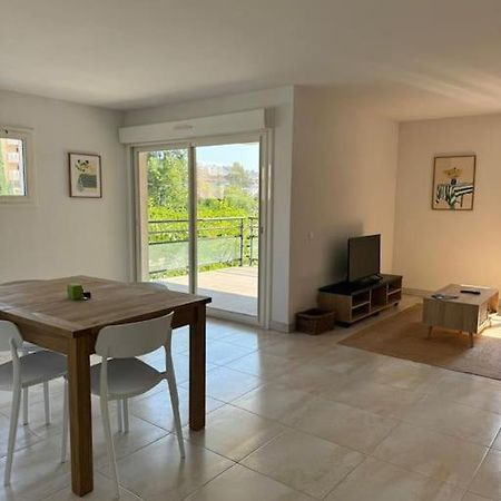 Suberbe Appartement Climatise Avec Terrasse Saint-Raphaël Екстериор снимка